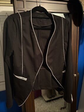 Stoosh Black Open-Front Blazer with White Piping